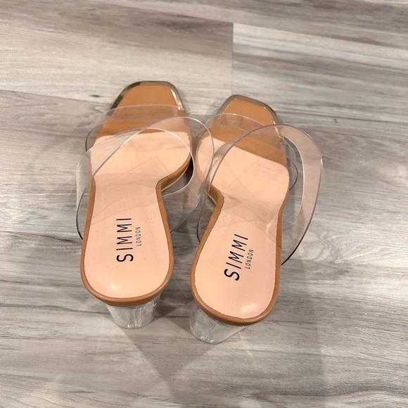 Simmi London Heels - Picture 2 of 6
